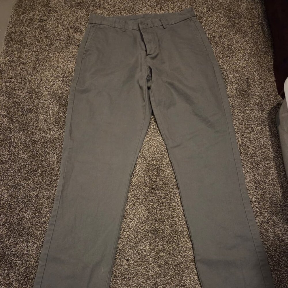 Old Navy Men's Slim Fit Gray Pants - 32x34